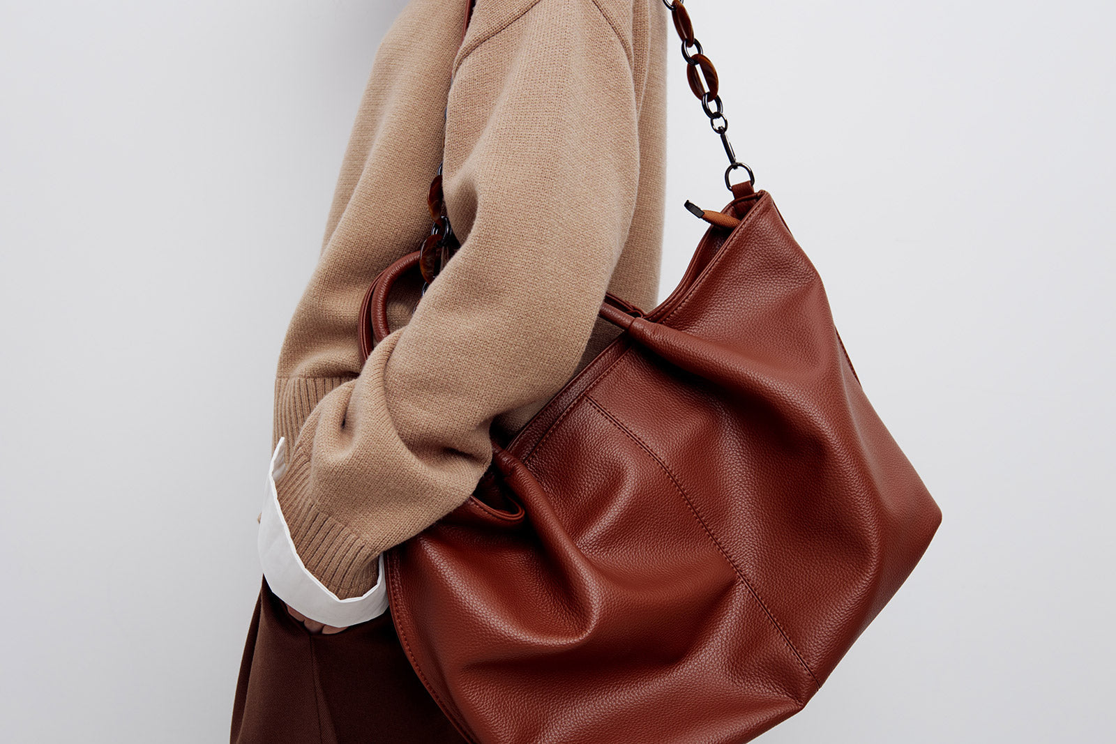 How to Style Large Bags Without Losing Elegance